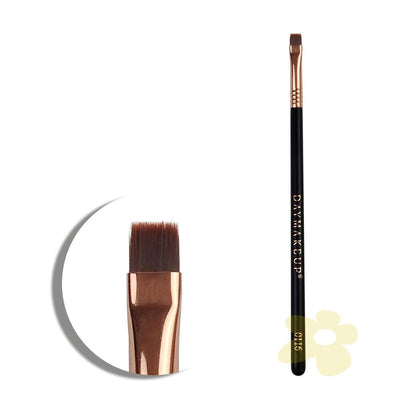 O116 - Pincel Corte Reto de Precisão Pequeno - Daymakeup