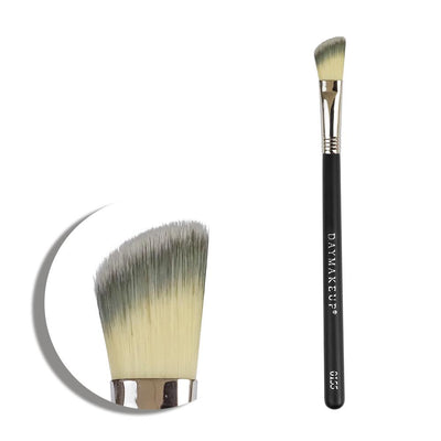 F48 - Pincel de Base Angled Foundation - Daymakeup