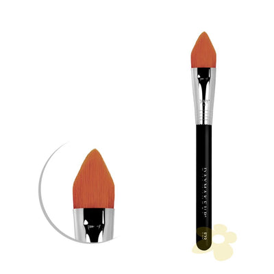 F23 - Pincel Base e Corretivo Pointed - Daymakeup